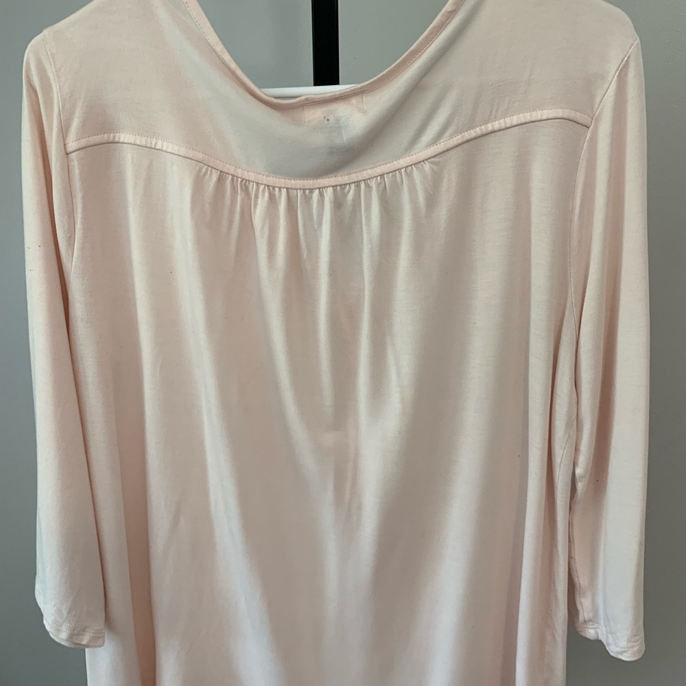 Old Navy Lightweight Relaxed Fit Henley - Picture 5 of 16
